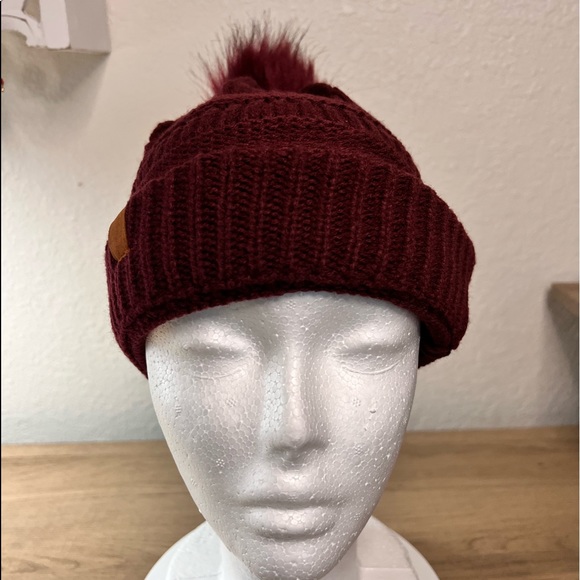Ruched Knit Beanie With Faux Fur Pom - Picture 1 of 3